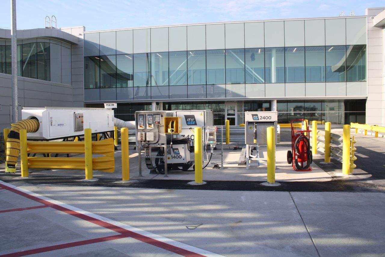 Gate 193 Exterior Equipment